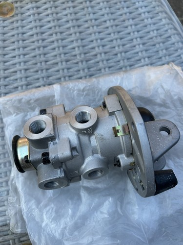 Ebs foot brake valve n - foot,