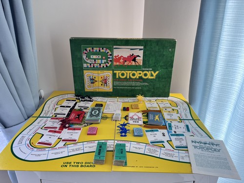 Vintage totopoly race - race, board