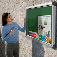 Outdoor Weatherproof Lockable Notice Board Showcase 4xA4, Aluminium Frame