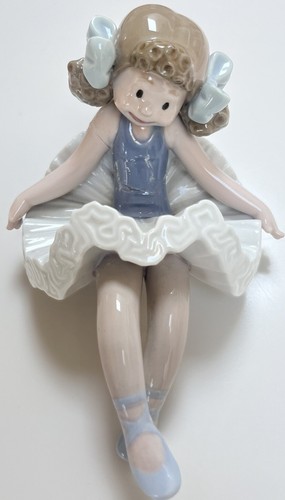 Lladro figurine porcelain - lladro,