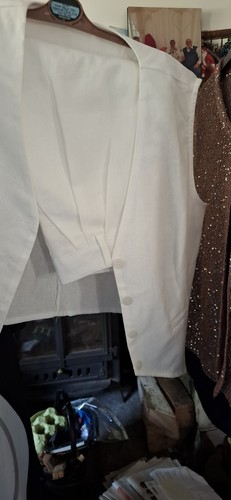 Short and waist - short, set