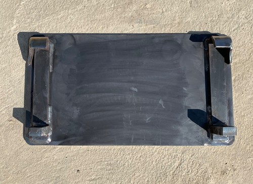 Avant loader brackets plate - loader,