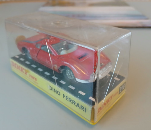 Dinky toys 216 - dinky, dino