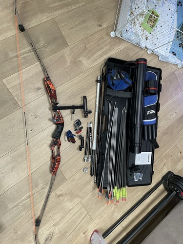 Hoyt nexus - (rare, red)