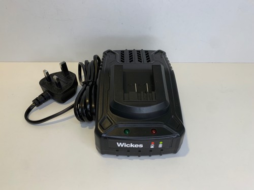 Wickes 1forall 18v fast - 18v, 2a