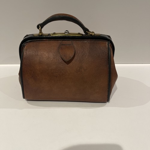 Vintage small brown leather - vintage,