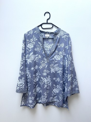 East artisan with - east, tunic