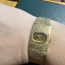 Everite Incabloc Vintage Women's Watch Gold Plated Bezel Great Gift Idea Working