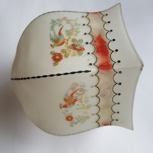 Edwardian art milk glass - , lamp