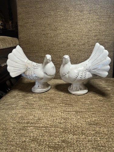Vintage pair white - a,