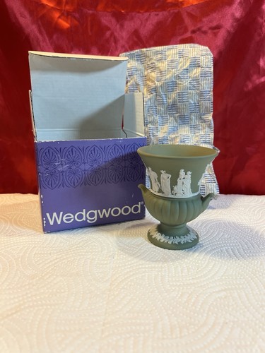 Wedgwood jasperware sage green - sage,