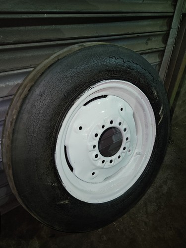 Tractor front six stud wheel - six,