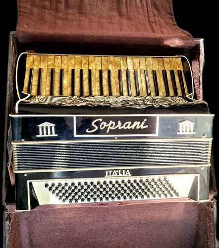 Piano accordion soprani works - piano,