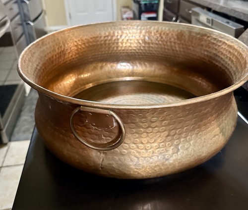 Vtg hammered copper basin tub - hammered,
