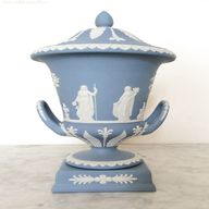 wedgwood vase jasper for sale