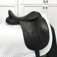 dressage saddle 17 for sale