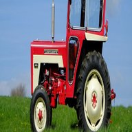 international tractor b275 for sale